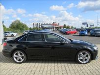 Audi A4 2.0 TDI S-line Tiptronic