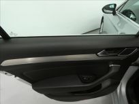 Volkswagen Passat 2.0 TDI Highline Sedan
