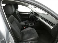 Volkswagen Passat 2.0 TDI Highline Sedan