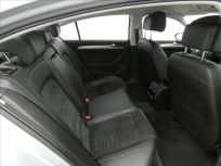 Volkswagen Passat 2.0 TDI Highline Sedan