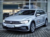 Volkswagen Passat 2.0 TDI 4MOT R-line