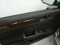 Škoda Superb 2.0 TDI Elegance 6DSG TOP STAV