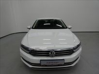 Volkswagen Passat 2.0 TDI 140kW Highline Sedan 6DSG