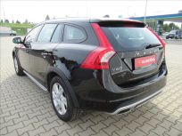 Volvo V60 2.4 D4 Momentum CROSS COUNTRY