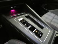 Volkswagen Golf 2.0 TSI GTI Hatchback