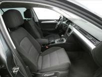 Volkswagen Passat 2.0 TDI Comfortline Combi 6DSG