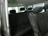 Volkswagen Caravelle 2.0 TDI Comfortline 7DSG 8 míst Long