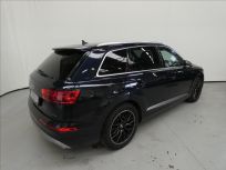 Audi Q7 3.0 TDI 200kW  SUV 8Tiptronic Quattro