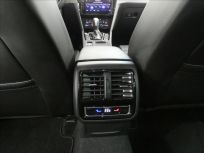 Volkswagen Passat 2.0 TSI R-line Sedan 7DSG