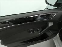 Volkswagen Touran 2.0 TDI 110kW Highline MPV