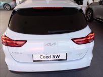 Kia Ceed 1.5 T-GDi DCT TOP  SW