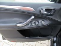 Ford Galaxy 2.2 TDCi Ghia MPV 7míst