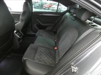 Škoda Superb 2.0 TDI  4x4 SportLine Liftback 7DSG