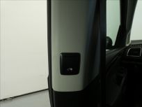 Volkswagen Sharan 2.0 TDI Highline 7DSG 4MOT 7 míst
