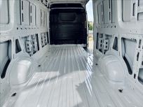 Volkswagen Crafter 2.0 TDI 8AU FWD DR