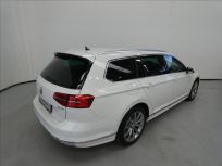 Volkswagen Passat 2.0 TDI R-line Variant 7DSG