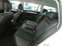 Volkswagen Passat 2.0 TDI R-line Variant 7DSG