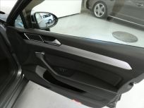 Volkswagen Passat 2.0 TDI BusinessPrem Variant 4Motion 6DSG