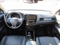 Mitsubishi Outlander 2.2 DI-D INTENSE+ 4WD 6AT 7.míst