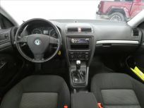 Škoda Octavia 2.0 TDI Elegance Liftback