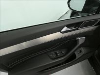 Volkswagen Passat Variant 2.0 TDI Elegance Combi