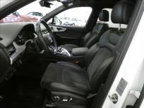 Audi Q7 3.0 TDI S-Line  SUV 8TT Quattro