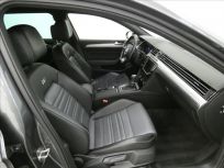 Volkswagen Passat 2.0 TDI R-line Variant 7DSG