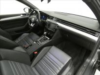 Volkswagen Passat 2.0 TDI R-line Variant 7DSG