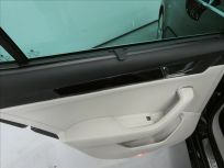 Škoda Superb 2.0 TDI L&K Liftback. 7DSG