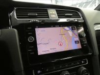 Volkswagen Golf 1.4 TSI BMT Highline R-line