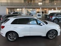 Audi Q3 1.5   S line 35 TFSI