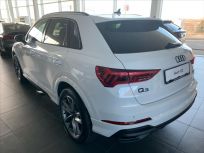 Audi Q3 1.5   S line 35 TFSI