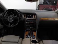 Audi Q7 4.1   V8 TDI 7míst