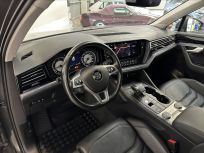 Volkswagen Touareg 3.0 TDI  8TT