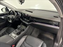 Volkswagen Touareg 3.0 TDI  8TT