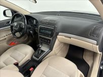 Škoda Octavia 2.0 2.0TDI  DSG Elegance Edition Combi