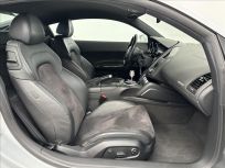Audi R8 5.2 5.2 V10 FSI  Quattro