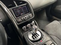 Audi R8 5.2 5.2 V10 FSI  Quattro
