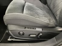 Volkswagen Golf 1.5 eTSI  mHEV DSG Style Variant
