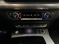 Audi Q5 2.0 TFSI  S-line Quattro 7AT
