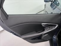 Volvo V40 2.0 T3  Cross Country