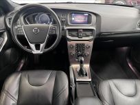 Volvo V40 2.0 T3  Cross Country