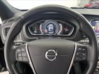 Volvo V40 2.0 T3  Cross Country