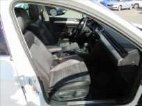 Volkswagen Passat 2.0 TDi R-line 6DSG 4motion