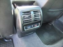 Volkswagen Passat 2.0 TDi R-line 6DSG 4motion