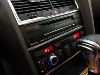 Audi Q7 4.2 4.2 TDI V8  7míst