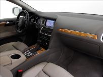 Audi Q7 4.2 4.2 TDI V8  7míst