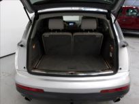 Audi Q7 4.2 4.2 TDI V8  7míst