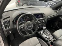 Audi Q5 3.0 TDI  Quattro S-line .7Stronic