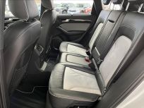 Audi Q5 3.0 TDI  Quattro S-line .7Stronic
